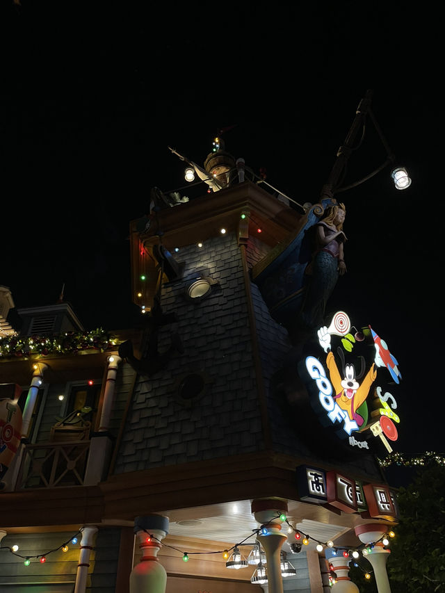 Shanghai Disneyland Park 🫶🏻