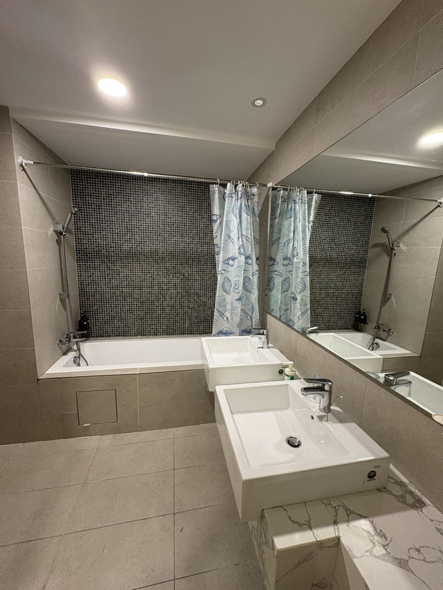 The Ooak Suites by Bamboo Hospitality, Comfortable for Staycation and Short Stay