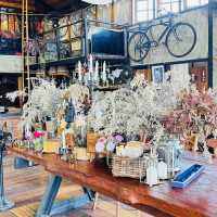 🕍 Let Me Tell You Our Story Cafe💒