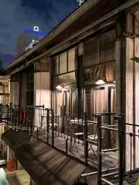 Kleptokrat KL: Where Vintage Vibes Brew with Bold Flavour