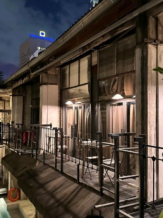 Kleptokrat KL: Where Vintage Vibes Brew with Bold Flavour