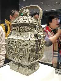 Step Into 6,000 Years of Chinese Art – Explore Shanghai Museum East