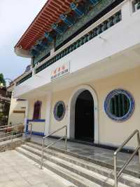 A Peaceful Hilltop Temple in Penang