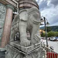 Solo Traveler's Guide to Kek Lok Si Temple: Penang's Majestic Buddhist Wonder** 🏯