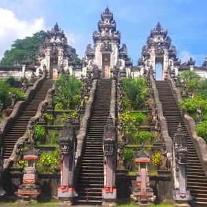 Gateway to Heaven: Lempuyang Temple Experience