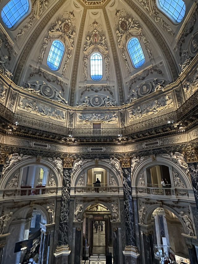Vienna: Waltzes, Whispers & White Horses