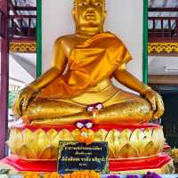 วัด 150 ปี ฝั่งธนบุรี วัดอาวุธวิกสิตาราม