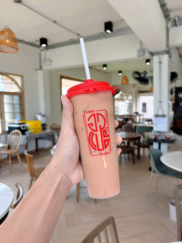 ”อาแปะ“ ร้านอร่อยตรงข้ามโตโยต้าบ้านโพธิ์ แปดริ้ว