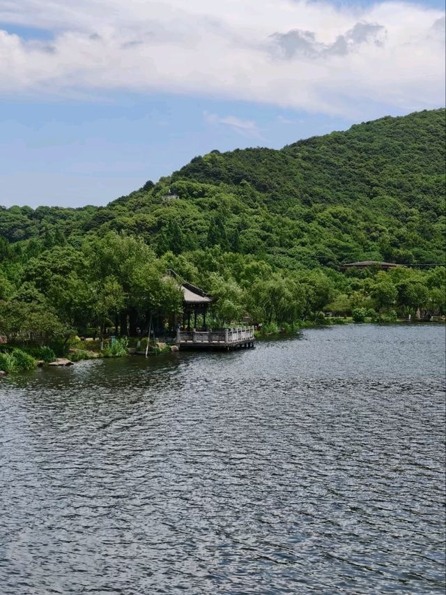 Xianghu Lake – West Lake’s Enchanting Sister