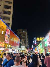 很震撼的夜市❤️人山人海🥳熱熱鬧鬧👍