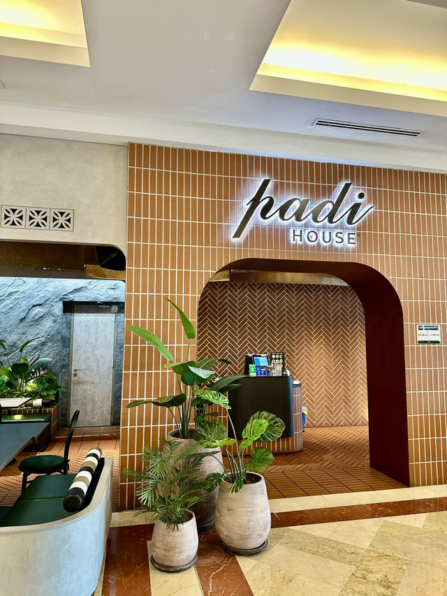 From Park Path to Patio Table — The Chill Way into KLCC