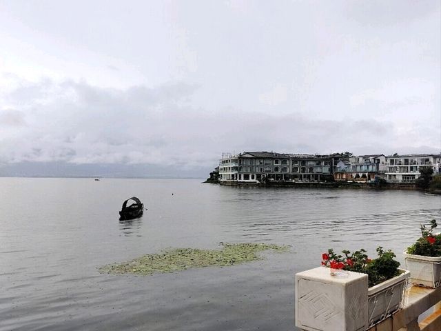  “Erhai & Napa: The Soulful Lakes of Yunnan’s Highlands”