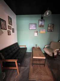 แวะพักจิบกาแฟชิคๆ ที่ Rico คาเฟ่ริมสุขุมวิท นายายอ