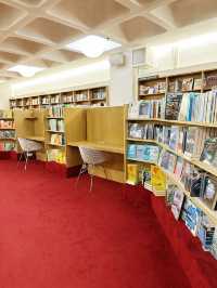 本の海に浸る午後──Austin Chase Coffee × BookXcessで見つけた秘密の読書カフェ