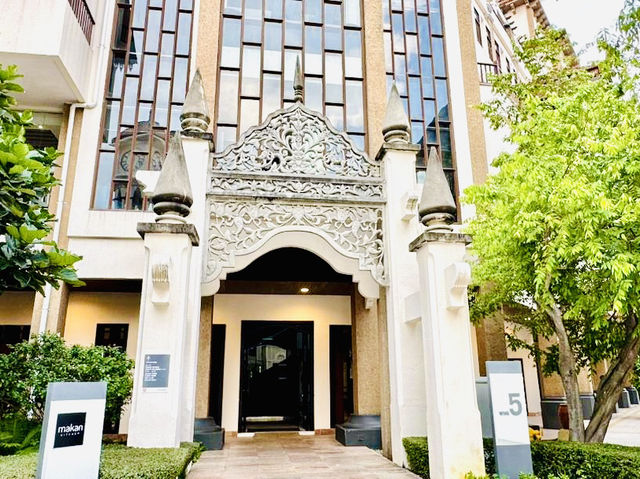 Love by the Lake: A Romantic Escape at DoubleTree Putrajaya