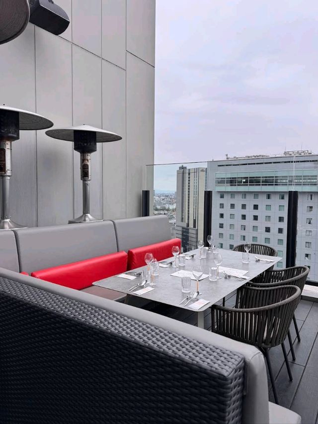 CÉ LA VI Tokyo delivers a cosmopolitan escape in the heart of Shibuya😍