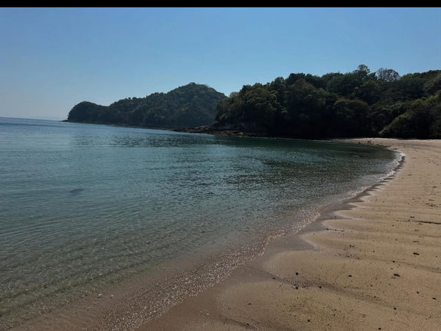 瀬戸内海に抱かれる休日、県民の浜でのんびり海時間