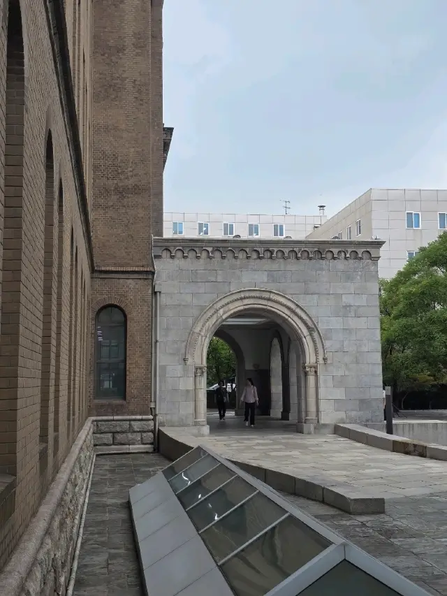 Experience the serene elegance of the Seoul Museum of Art, Jeongdong Annex