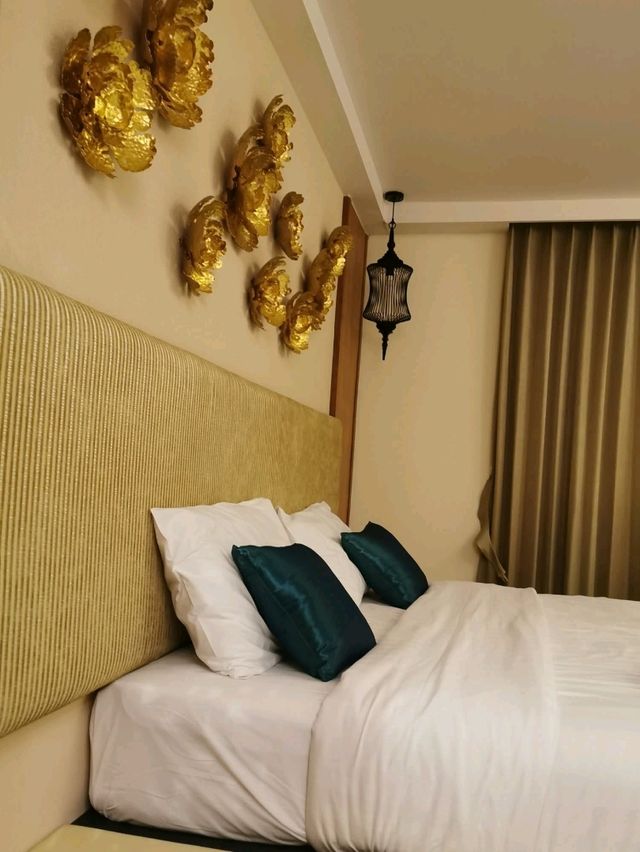 🏡 อบอุ่นเหมือนบ้าน The Signature hotel @Thapae