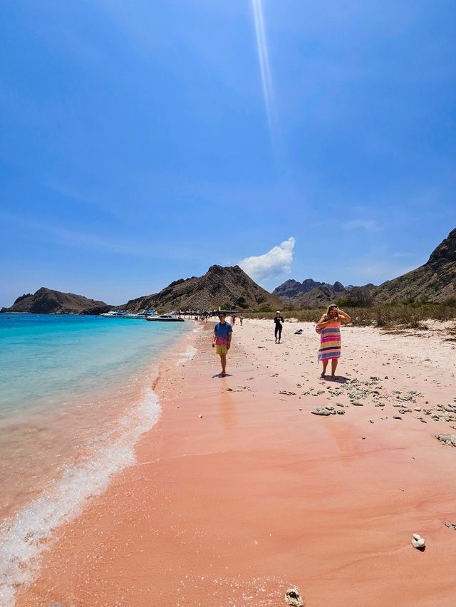 Pink Beach Padar: Where the Sand Blushes and the Sea Shines
