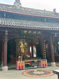 ที่เที่ยวในเฉิงตู วัดหลงซิง (龙兴寺)