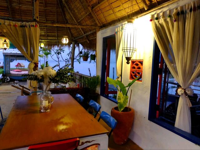พามาชิลที่ The Boat House บางเสร่