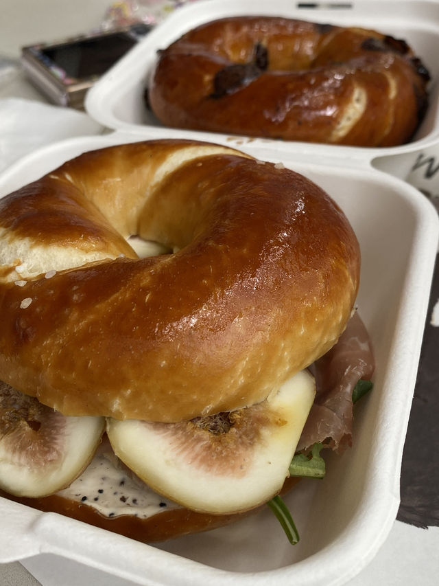 NEWYORK BAGELOUS MUSEUM 🥯🫐🍫