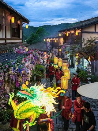 🏮 Lantern Village, Shangrao – A Time Portal to the Tang Dynasty ✨