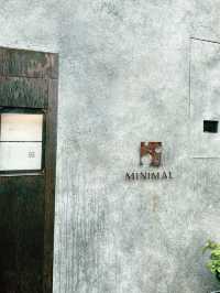 台中｜MINIMAL 冰淇淋——全世界第一間摘下米其林一星的「冰店」：把一杯冰做成一場專注的演出 🍨⭐️