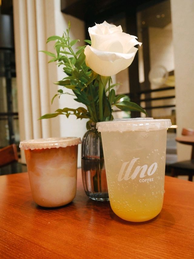 ตามรอยคาเฟ่ของทีม UNO RACING ที่ร้าน UNO COFFEE