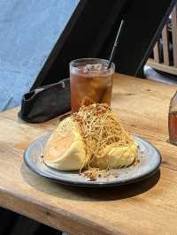 モンブラン専門店【栗りん】のコラボ!EDWのふわふわパンケーキ💛