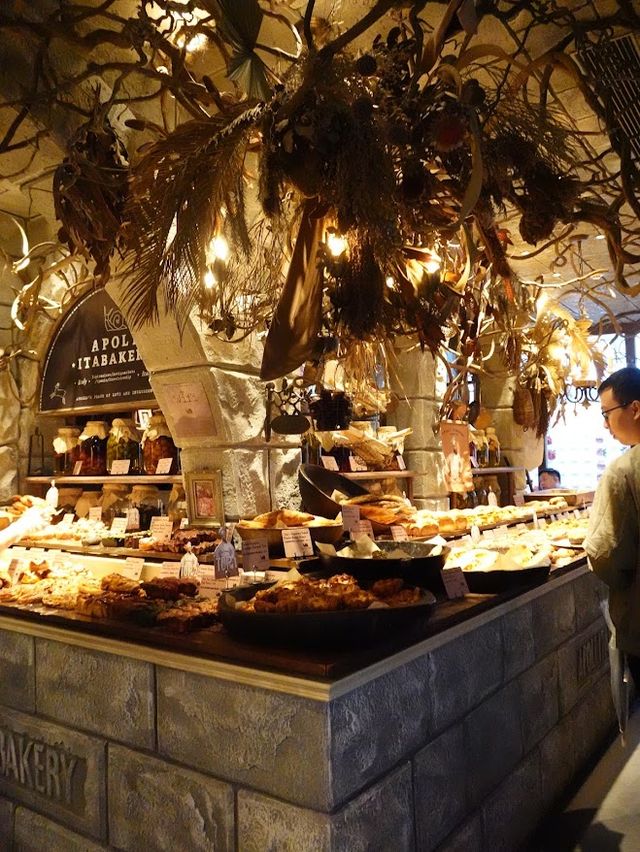 Apoli Itabakery — A Magical Little Bakery in Shanghai