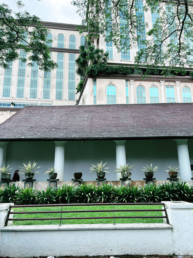 Old Courthouse Kuching – A Historical Landmark Must-Visit Old Courthouse Kuching – A Historical Landmark Must-Visit