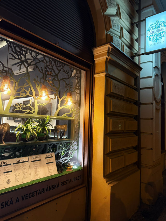 Prague Vegan Finds🥗 Prague Vegan Finds🥗