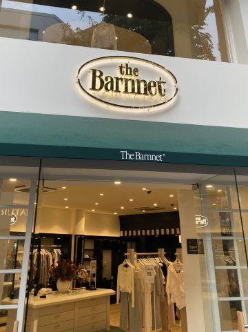 韓国】明洞のアパレルbarnnet が人気でした | Trip.com ソウル