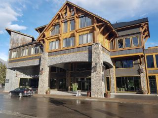  The Malcolm Hotel, Canada 