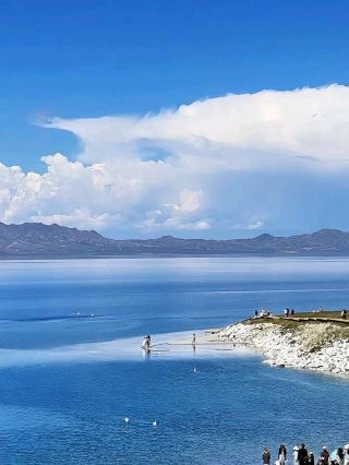 Sayram Lake: A Place I Want to Feel Free