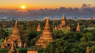 Top 5 outstanding travel destinations in Myanmar, perfect for travel content.