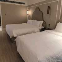 Bund Bliss: Challenges & Comfort at Mercure