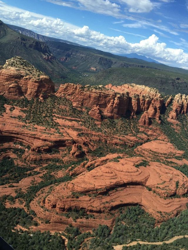 Red Rocks and Spiritual Retreats 🌄