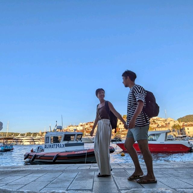 クロアチア🇭🇷フヴァル島
