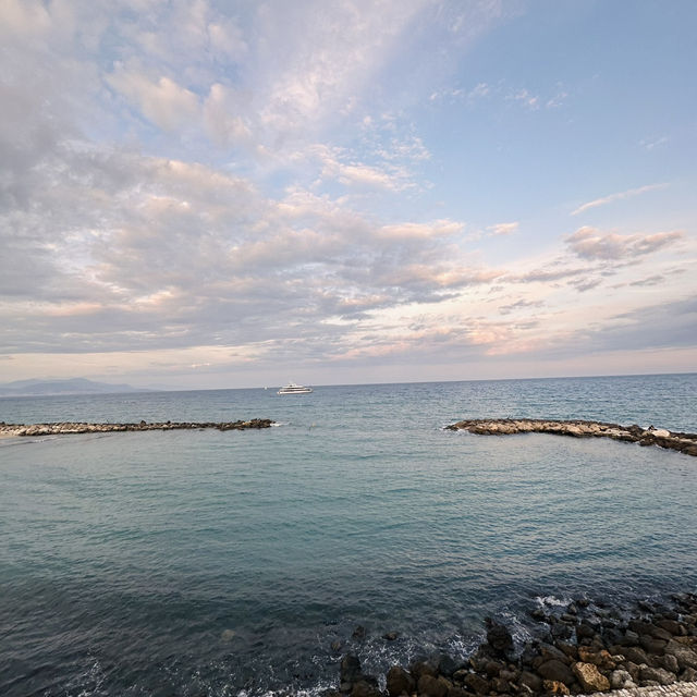 Catching a sunset at Antibes beach!
