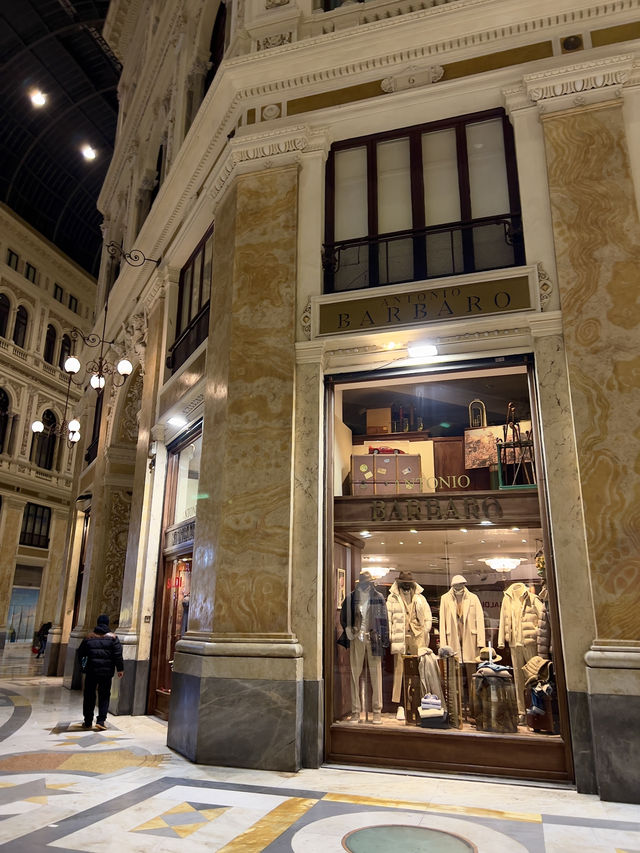 나폴리 Galleria Unberto 1 나폴리 Galleria Unberto 1