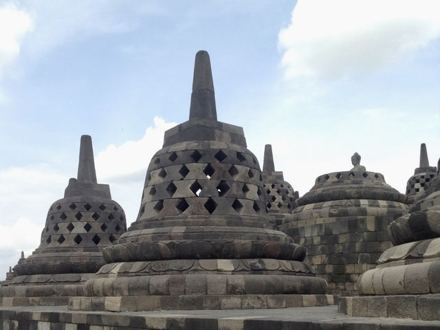 Borobudur: Hidden in the Jungle