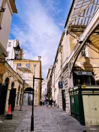 Bristol Old City: A Walk Through Time 🏛️✨