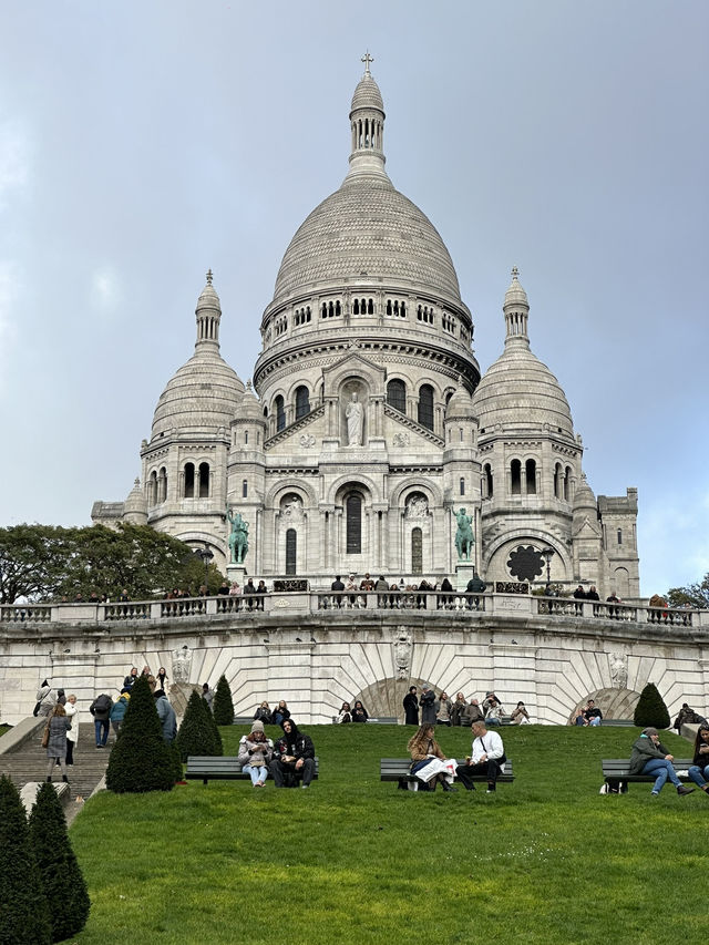 Sacré-Cœur: One of Europe’s Most Breathtaking Churches and How to Visit Safely