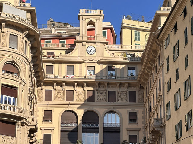 Genova downtown half day walking itinerary