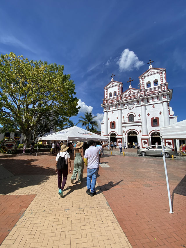 Exploring Guatapé in Colombia means diving into pure culture