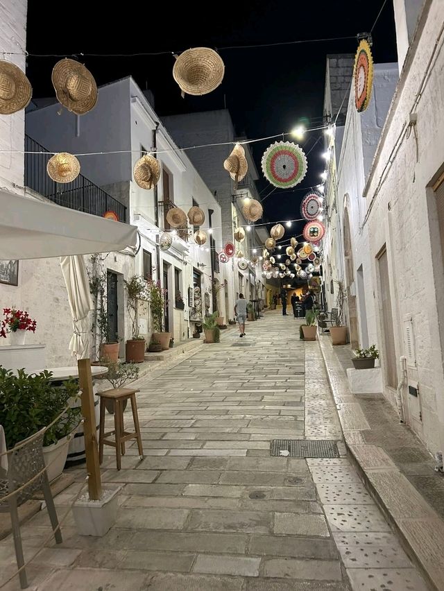 🎃 Magic in Alberobello, Italy! 🕯️ 🎃 Magic in Alberobello, Italy! 🕯️