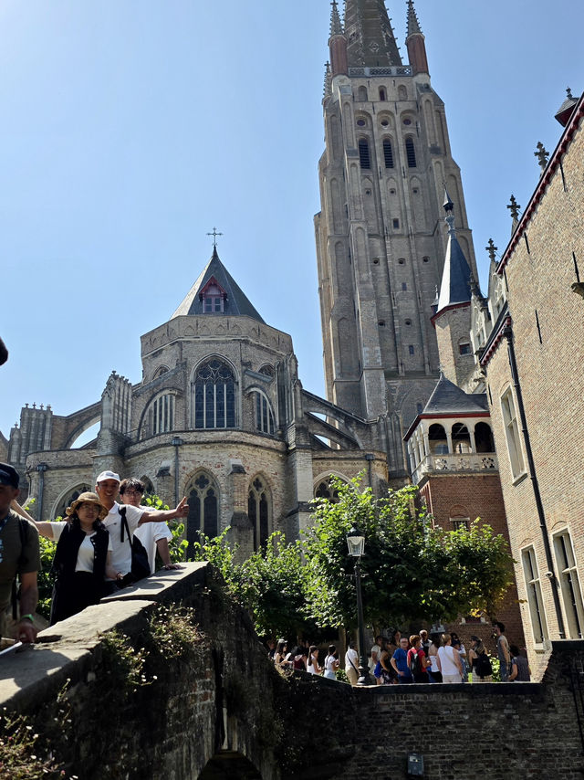 Bruges Autumn Magic🍂